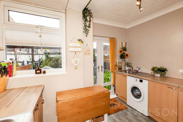 117 Langwith Road, Chesterfield photo 2