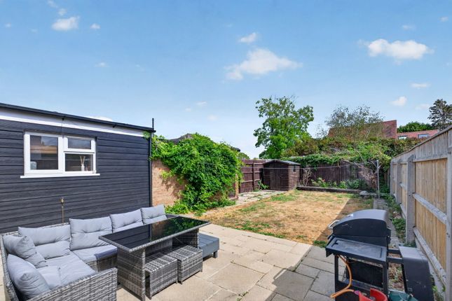 83, Elwyn Road, March photo 4