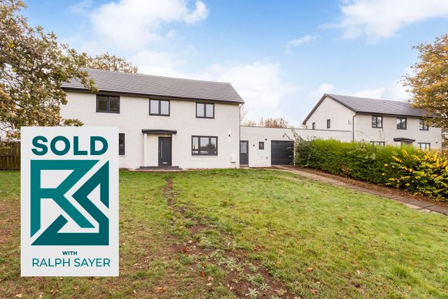 5-bed house on 17, Riverside Road, The Alder, Craigiehall Meadows, Craigiehall, Edinburgh, £585,000