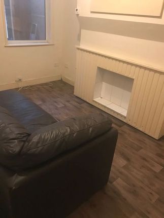 Terraced house to rent in Shelton Old Road, Stoke-On-Trent