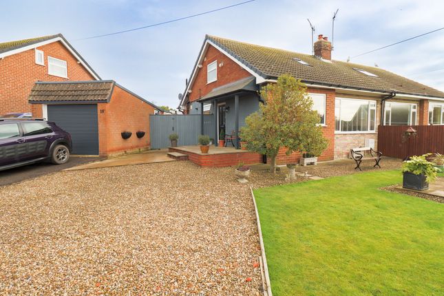 3-bed bungalow on 19, Lodge Gardens, Filey, £270,000