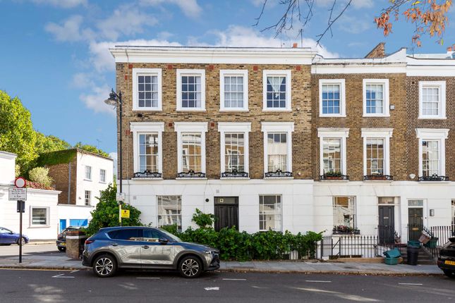 1-bed flat on London, £230,000