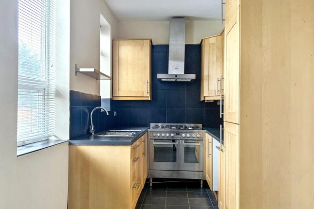 18, Common Lane, East Ardsley photo 3