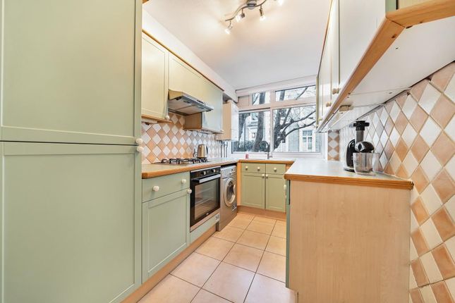 Flat for sale in The Limes, Linden Gardens W2,