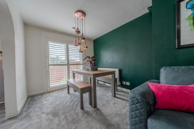 102, Glenburn Road, Paisley photo 4