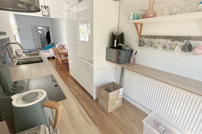 87, Glapton Road, The Meadows photo 5