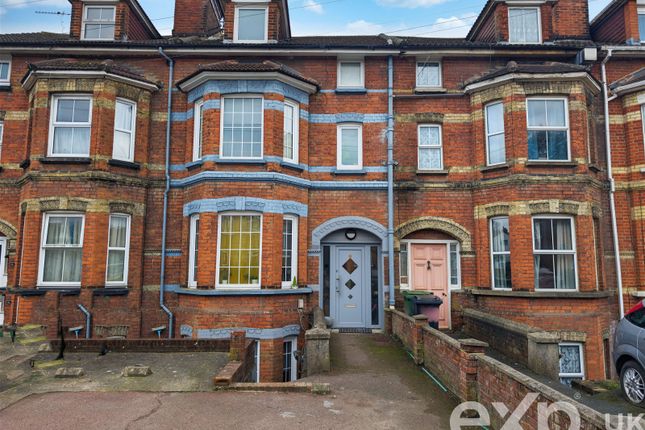 Thumbnail Town house for sale in Upper Fant Road, Maidstone