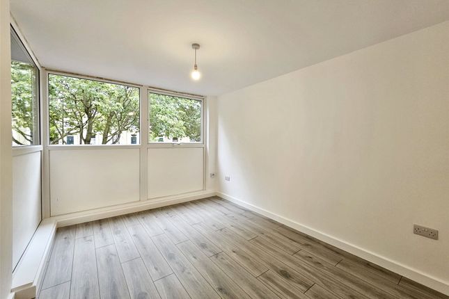 Pembury Estate, 259, Dalston Lane, London photo 2