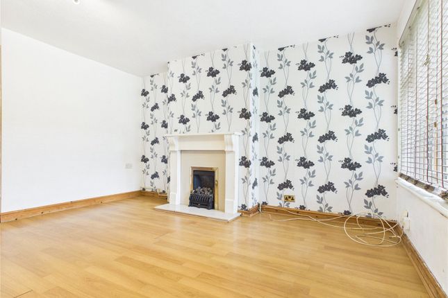 17, Maybourne, Bristol photo 2
