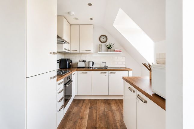 Flat 9, 45, Avian Avenue, St. Albans photo 5