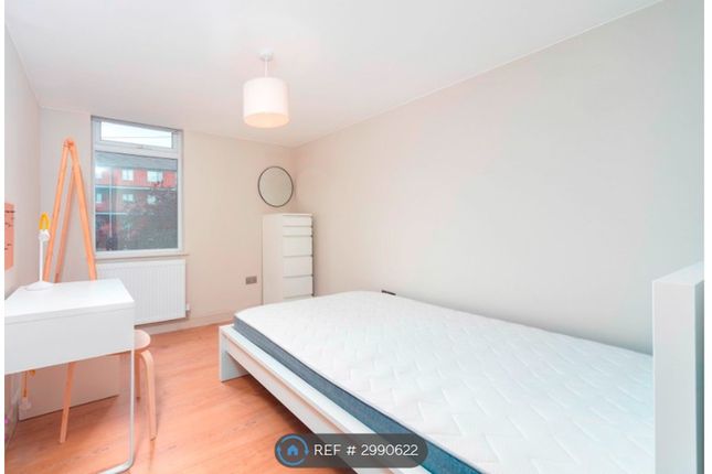 Haydn Avenue, Manchester photo 4