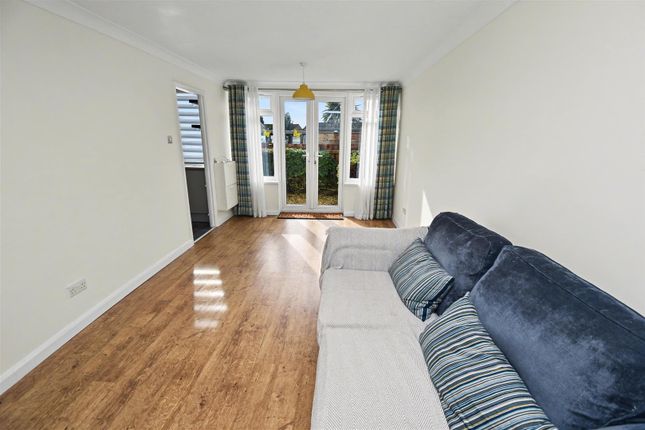 25, Shire Road, Corby photo 4