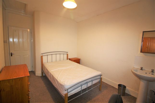 Thumbnail Room to rent in Monks Road, Exeter