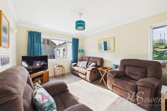 36, Cadewell Park Road, Torquay photo 2
