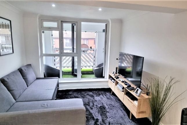 Thumbnail Duplex to rent in Coniston Close, London