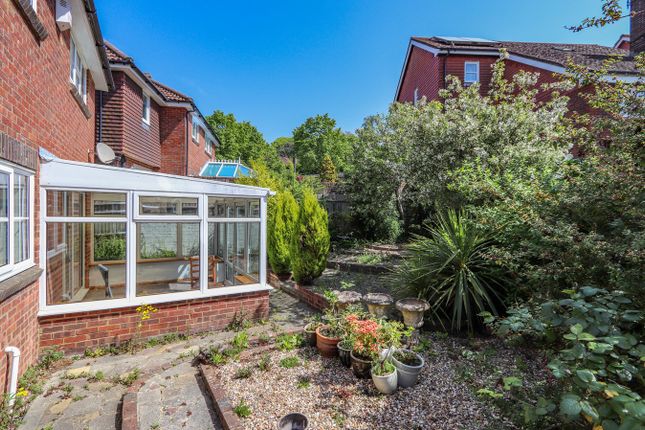 3, Eisenhower Drive, St Leonards-on-Sea photo 3
