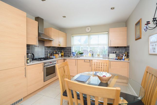 1, Kings Gate, Addlestone photo 2