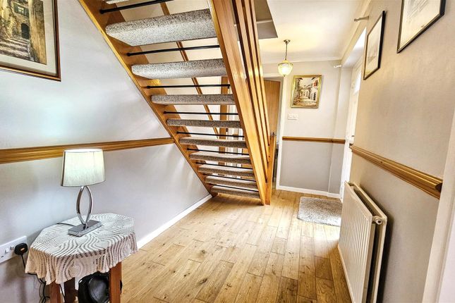 70, Pulford Drive, Thurnby photo 3