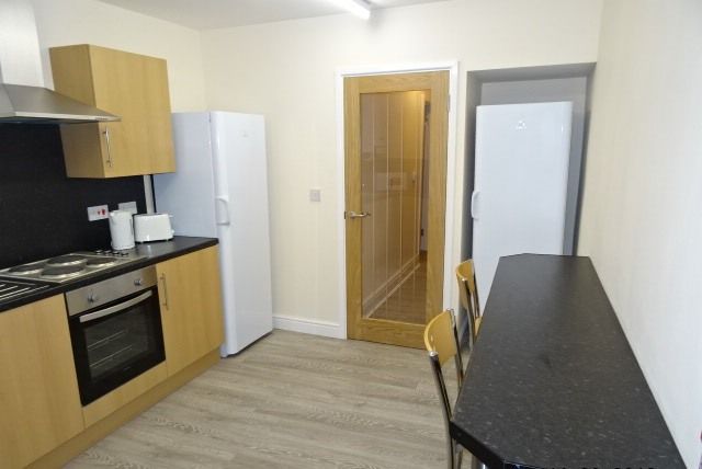 Shared accommodation to rent in Hilda Street, Treforest, Pontypridd