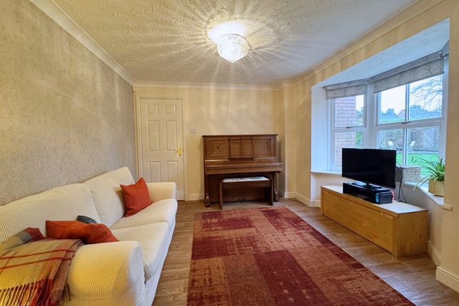 34, Swift Close, Kenilworth photo 3