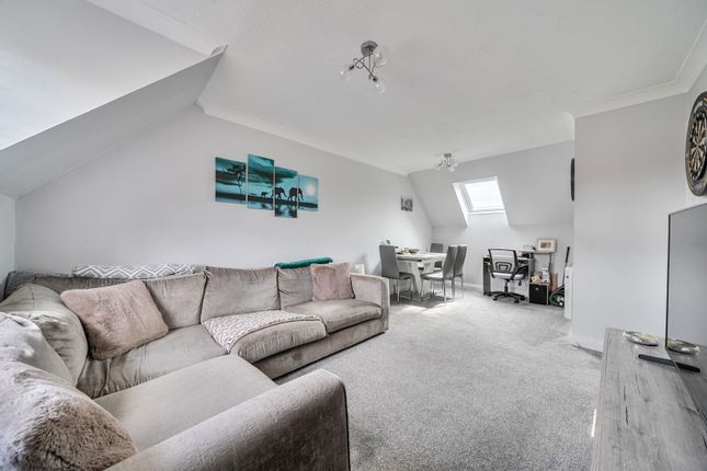 Flat 18, Fennel Court,, Hawthorne Close, Berkshire photo 4