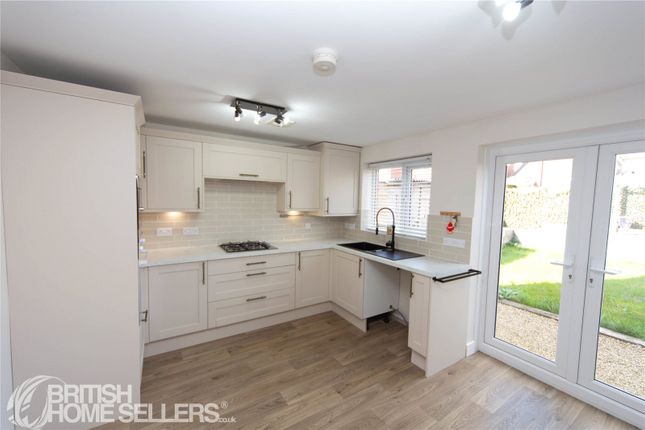 27, Bates Avenue, Northumberlandz photo 2