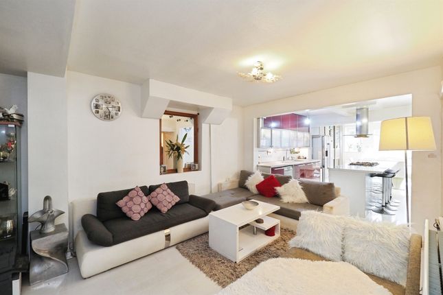 124, Osmaston Park Road, Derby photo 4