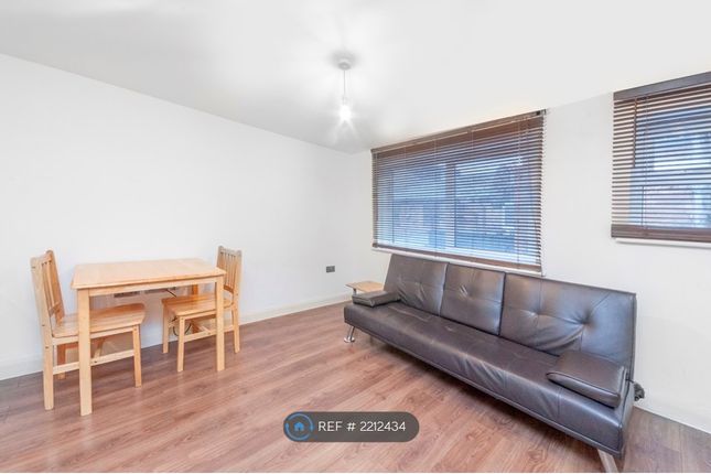 Thumbnail Studio to rent in Green Lanes, London