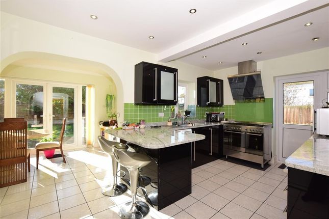 4-bed house on Lonsdale Avenue, Margate, £600,000