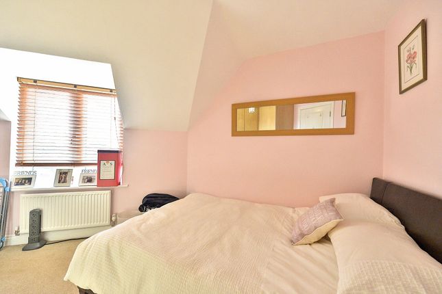 42, Milton Keynes photo 5