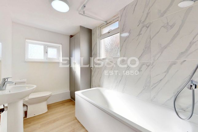 Pinkwell Avenue, Hayes photo 4