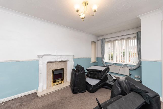 17, Greenacres Drive, Castleford photo 4