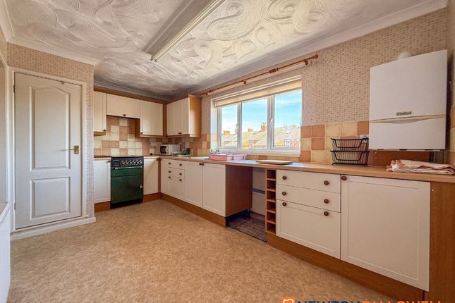 4 Mayfair House Spring Gardens, Newark photo 4