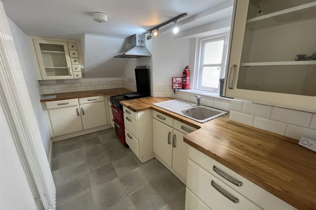 Lyme Cottage, 1, South Street, Axminster photo 2