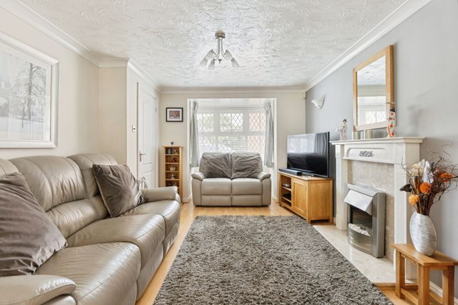 3, Thyme Close, Norfolk photo 2