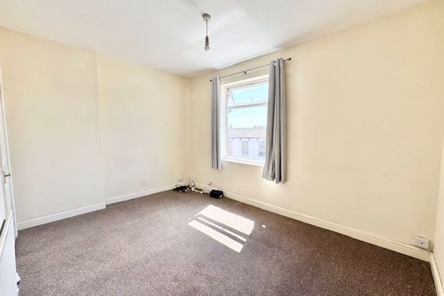 Flat 7 15/16, Highcliff Road, Cleethorpes photo 4