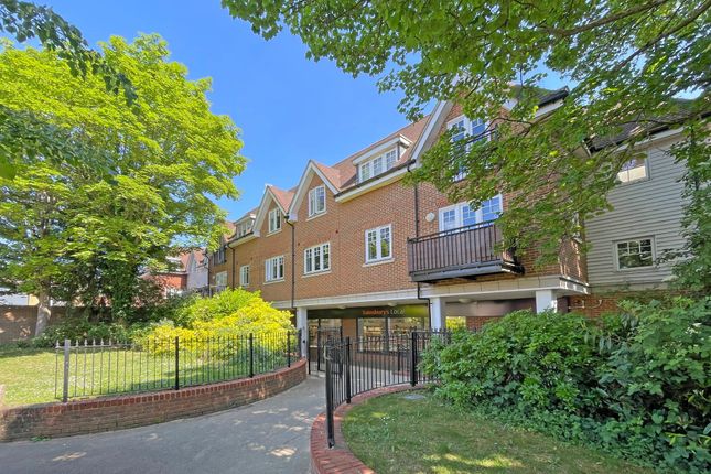 2-bed flat on 17 Mercury House 4-8 Cheam Road, Epsom, £310,000