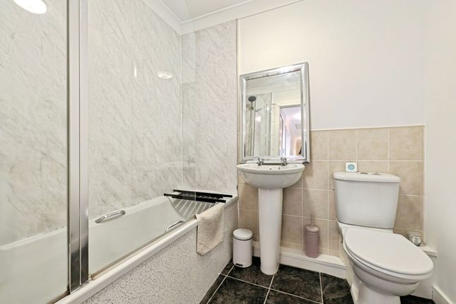 75, Dilston Grange, Tyne and Wear photo 4