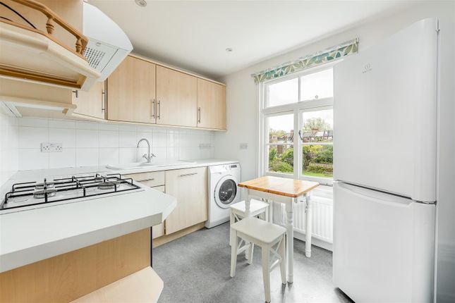 UM, 93, Sterndale Road, London photo 2