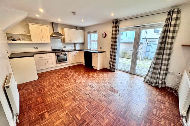 13 Transit Road, Newhaven photo 2