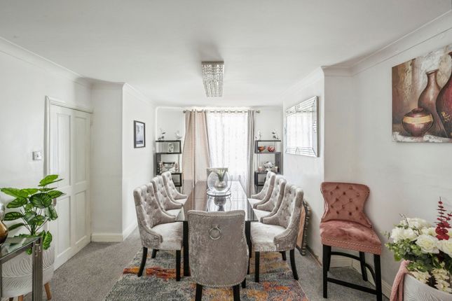 139, Coppice Road, South Yorkshire photo 2