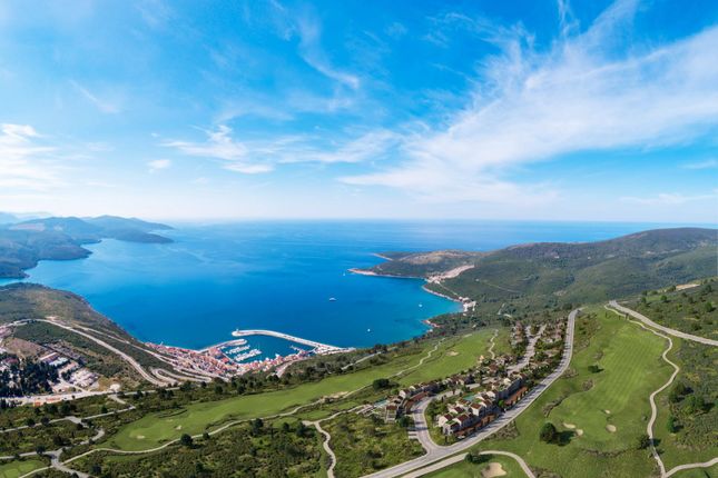 Town house for sale in Golf Townhouse, Lustica Bay, Montenegro, R2274