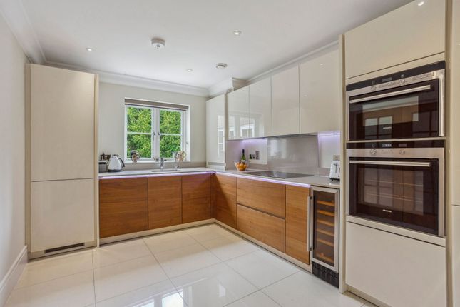 Apt 10, Fircroft Devenish Road, Ascot photo 4
