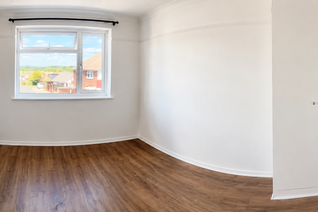 72 Woodbrooke Way,, Corringham, Stanford-le-Hope photo 3