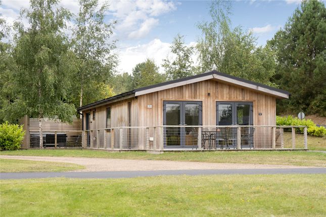 3-bed caravan on 1 Cedar Retreats,, West Tanfield, North Yorkshire, £185,000