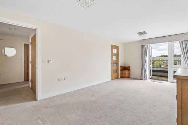 Flat 32, Landmark Place, Uxbridge photo 4