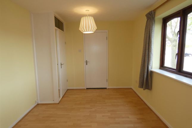 62, Speedwell Close, Cherry Hinton photo 3