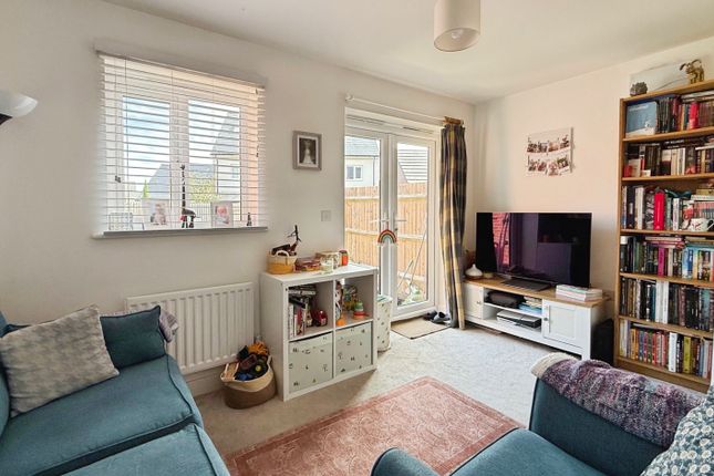 69, Amazon Way, Westbury photo 3