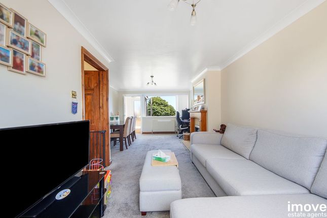 134 Roselands Drive, Paignton photo 4
