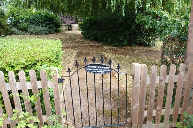 7, Lakeside, Wellingborough photo 5
